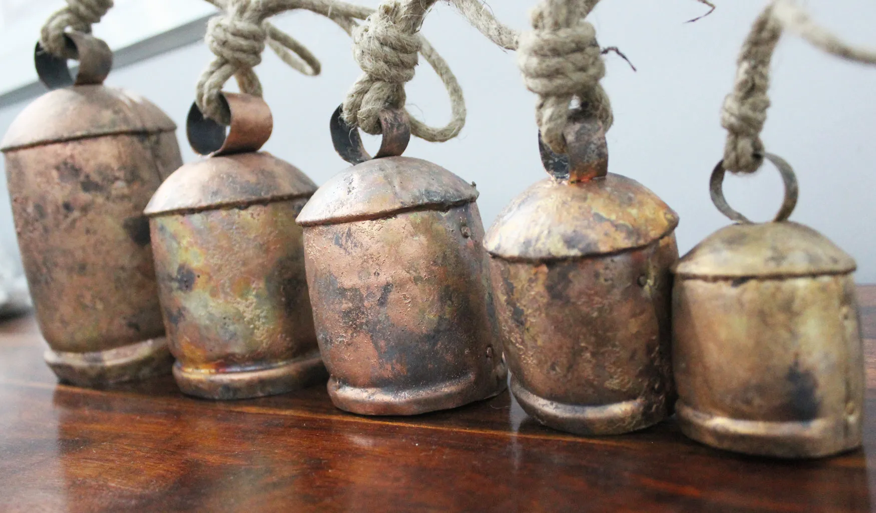 Mango Gifts Set of 5 Harmony Cow Bells Vintage Chimes Antique Copper Finish with Jute Rope