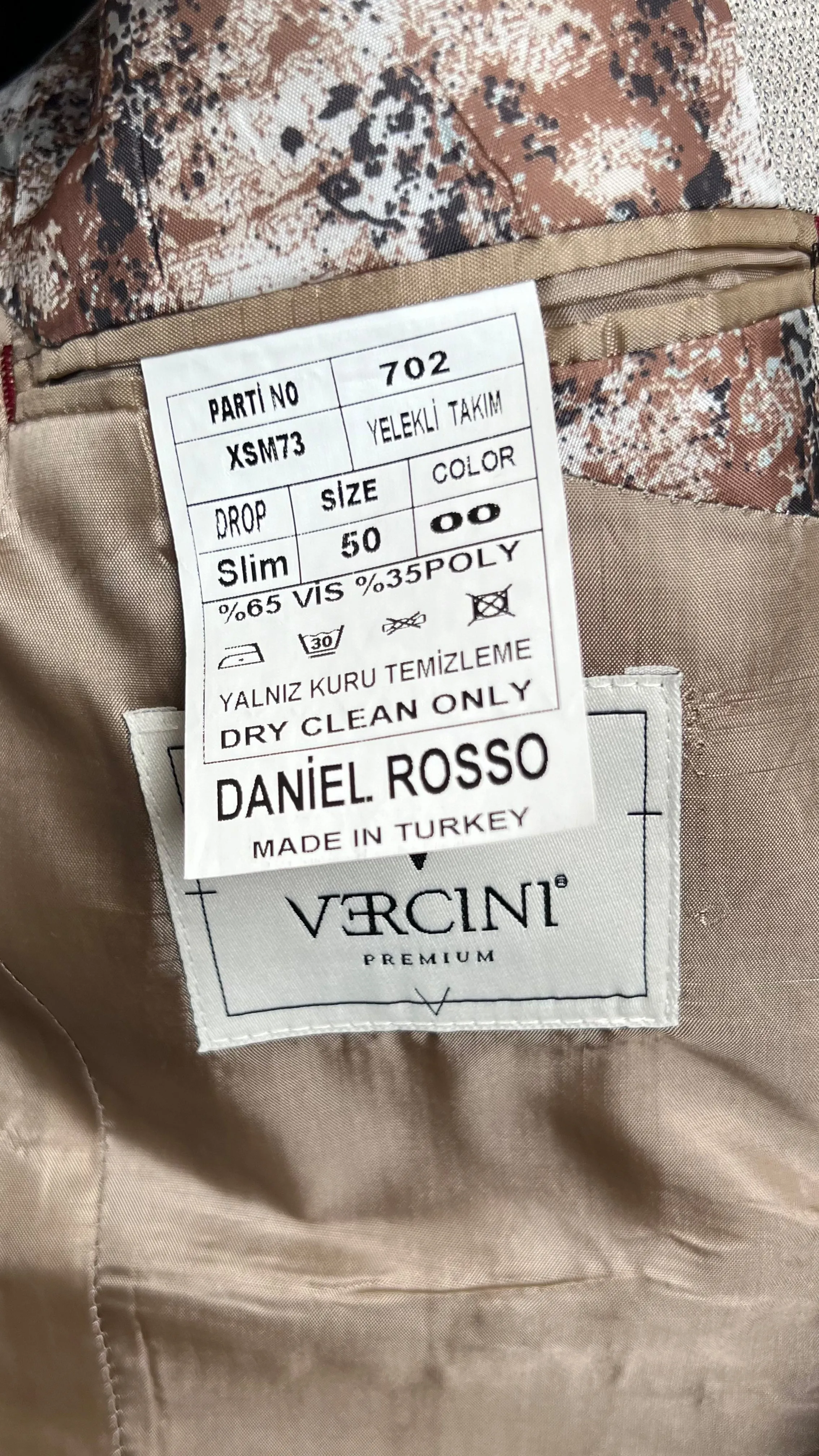 Men's Contemporary Linen-Blend Suit by Vercini