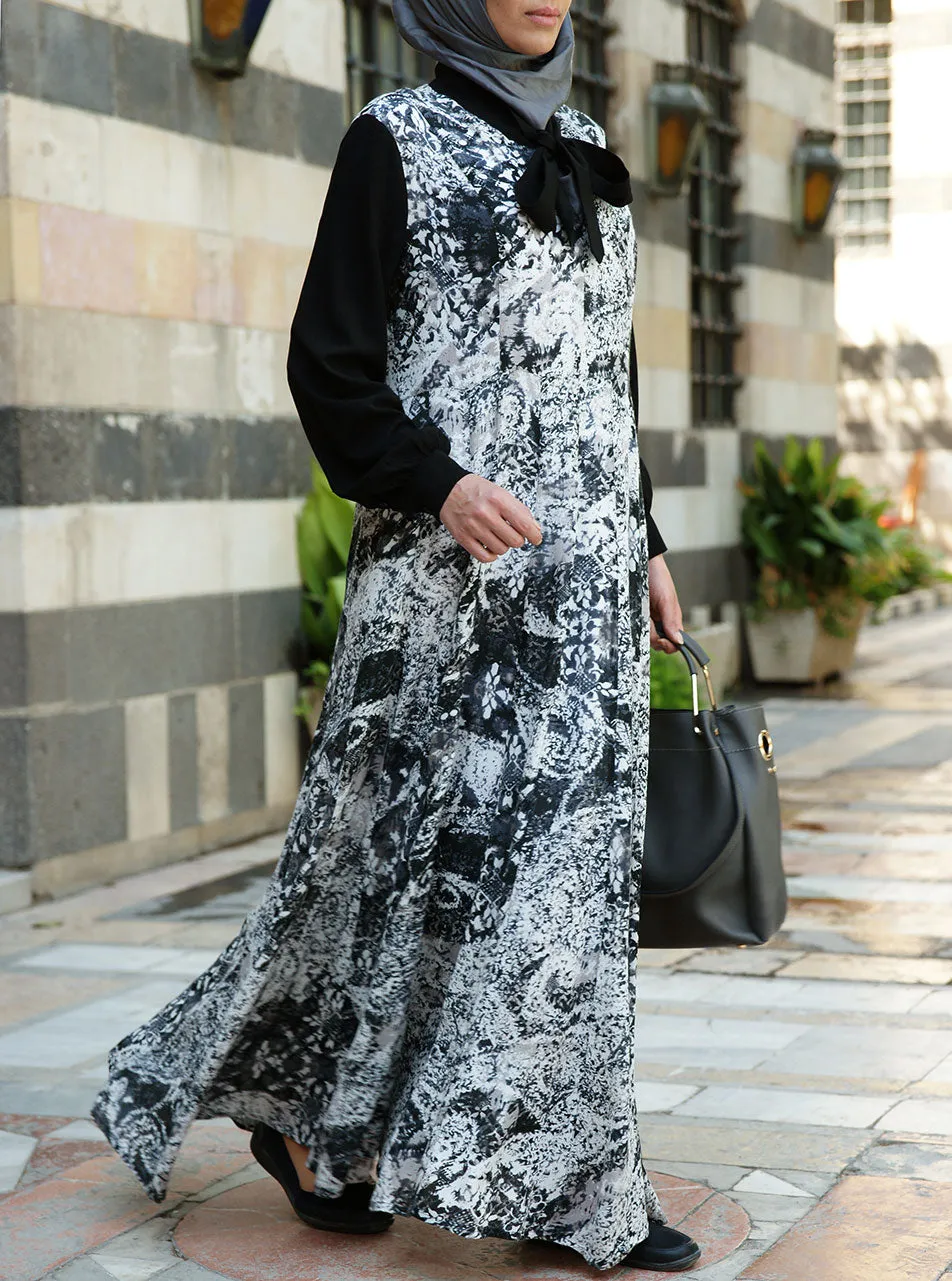 Neck Tie Printed Abaya